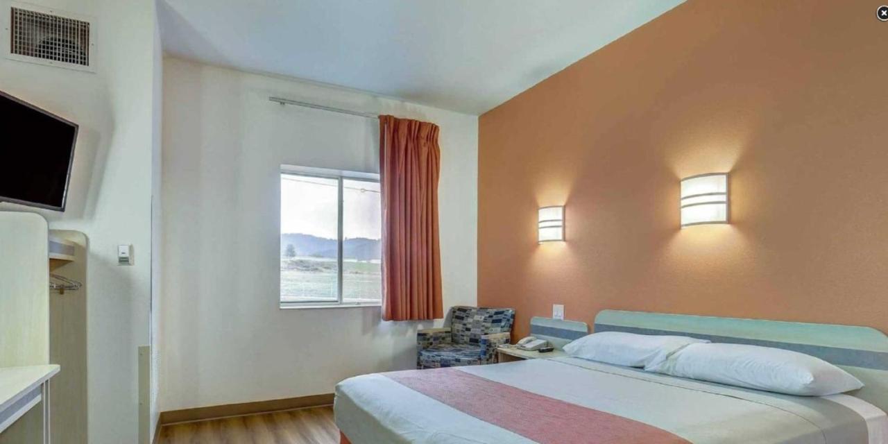 Motel 6-Roseburg, Or Екстер'єр фото